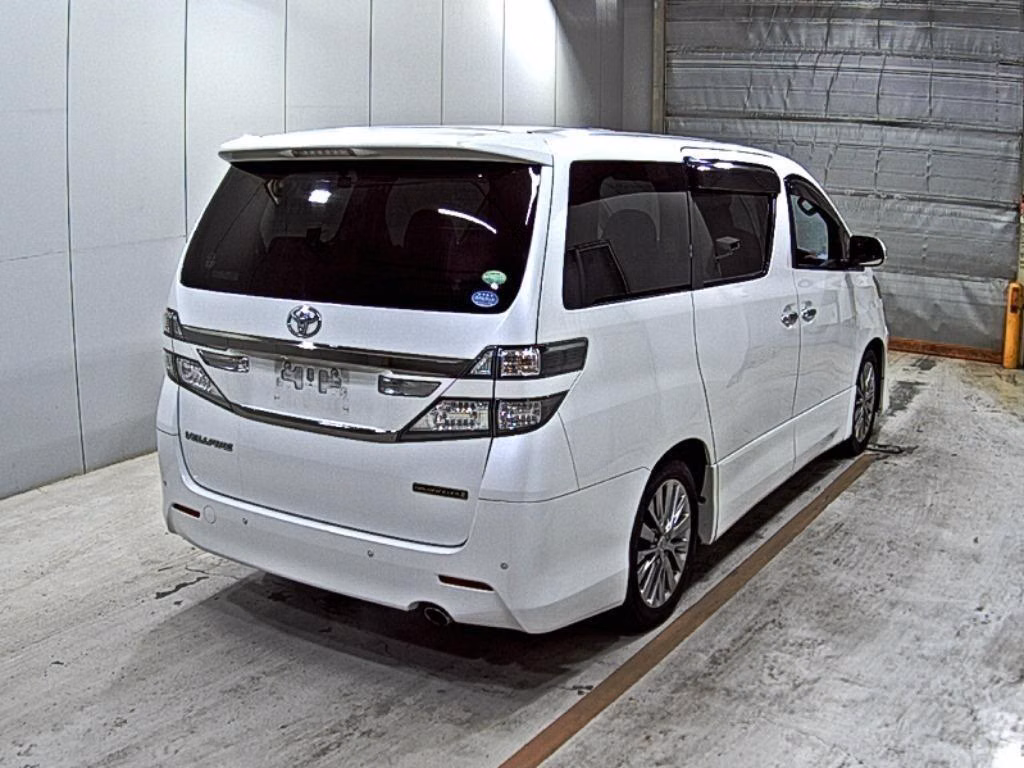 TOYOTA VELLFIRE