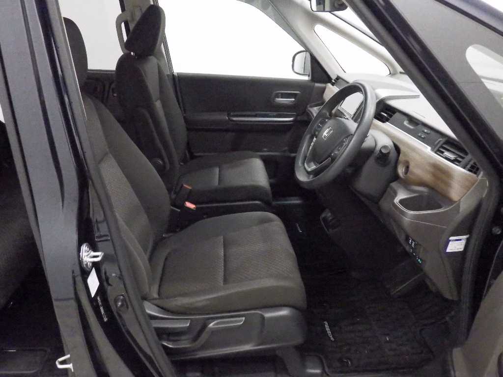 HONDA FREED+