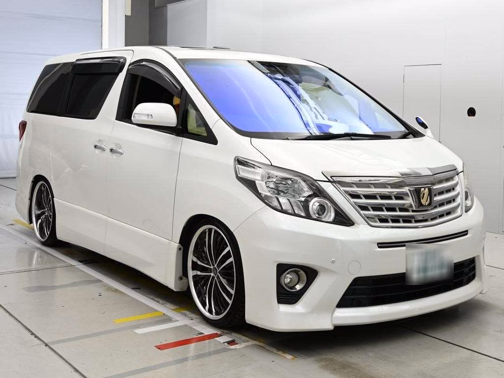 TOYOTA ALPHARD