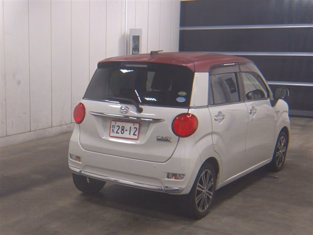 DAIHATSU CAST