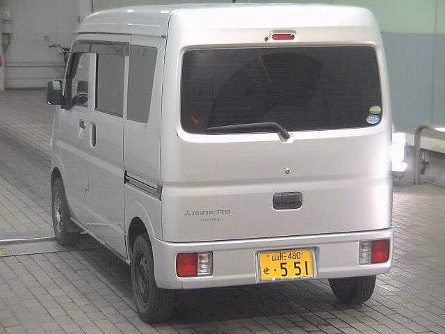 MITSUBISHI MINICAB