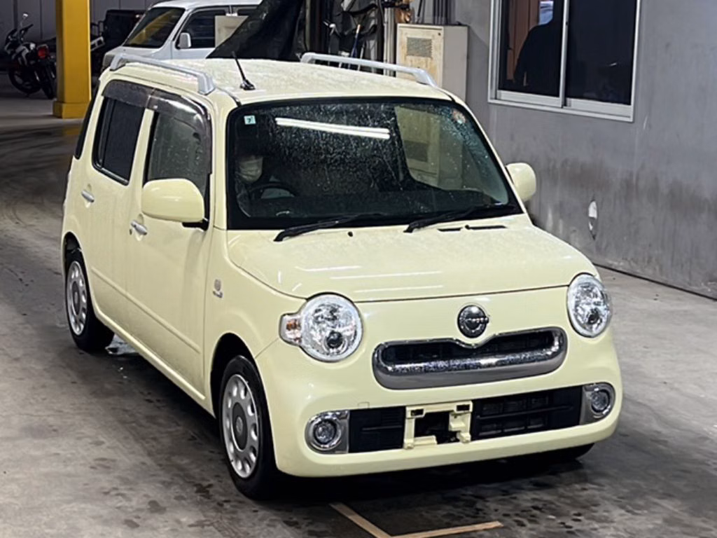 DAIHATSU MIRA COCOA