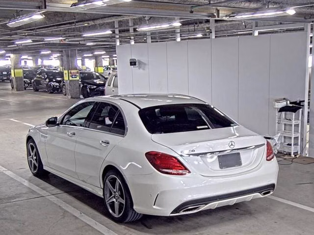 MERCEDES-BENZ C-CLASS