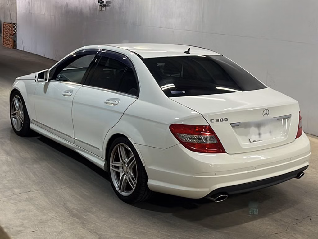 MERCEDES-BENZ C-CLASS
