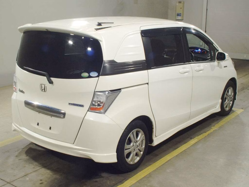 HONDA FREED