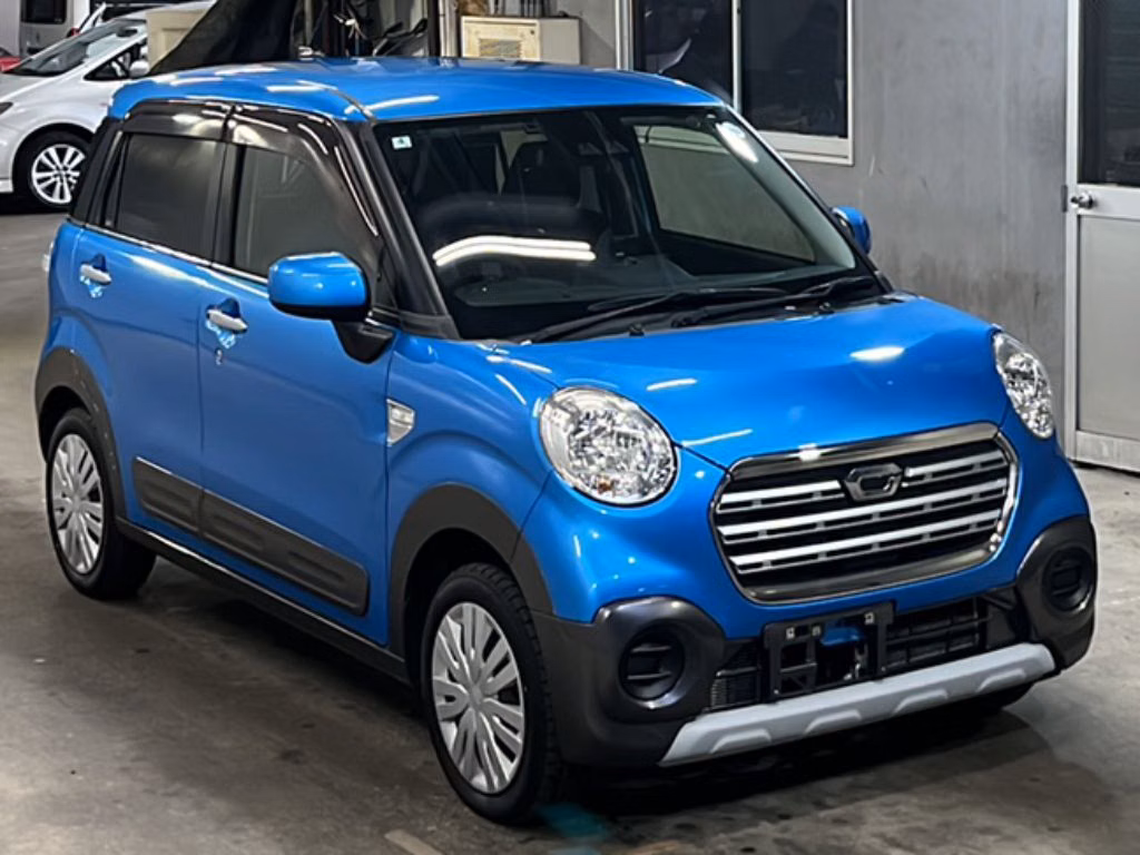 DAIHATSU CAST