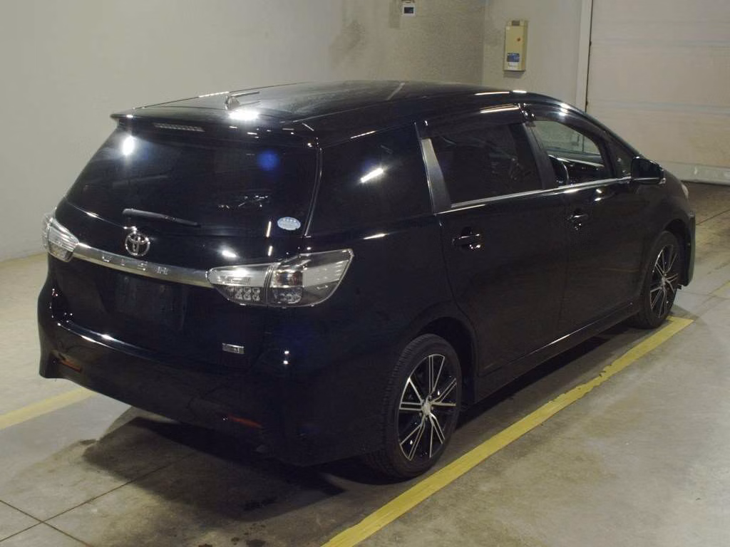 TOYOTA WISH