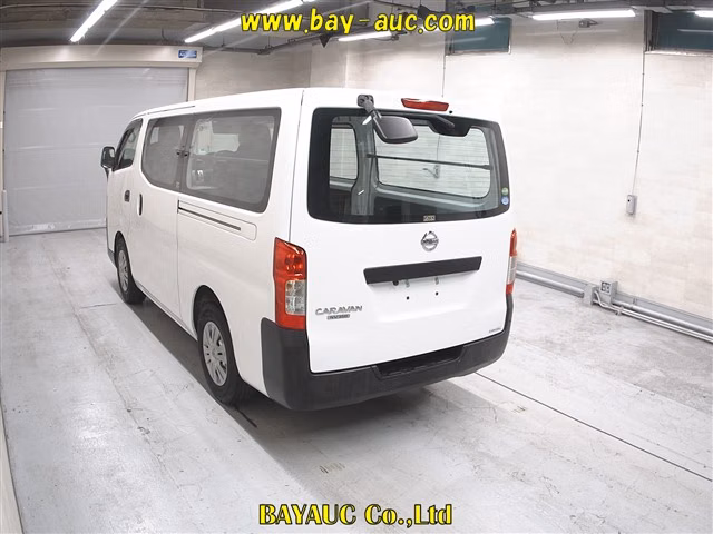 NISSAN NV350 CARAVAN