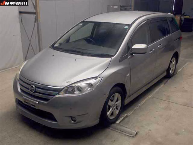 NISSAN LAFESTA