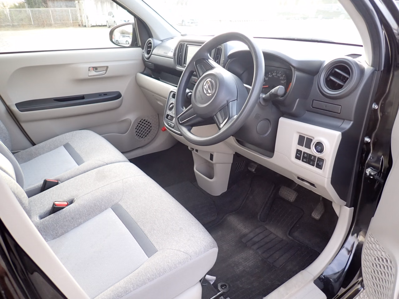 DAIHATSU BOON