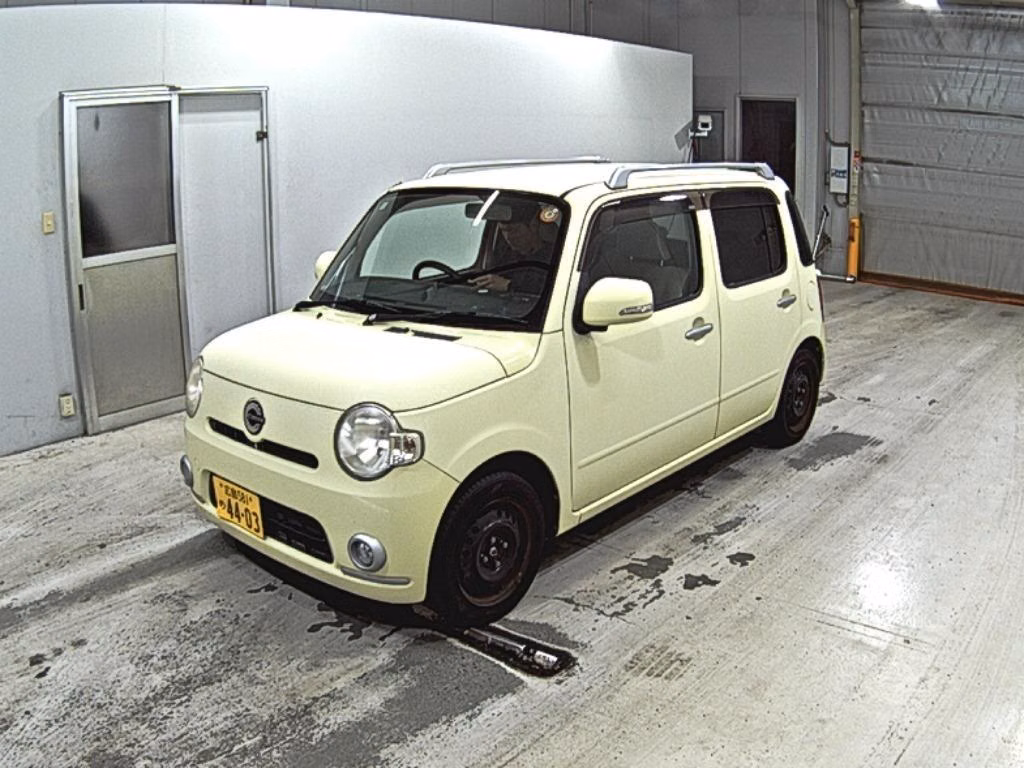 DAIHATSU MIRA COCOA