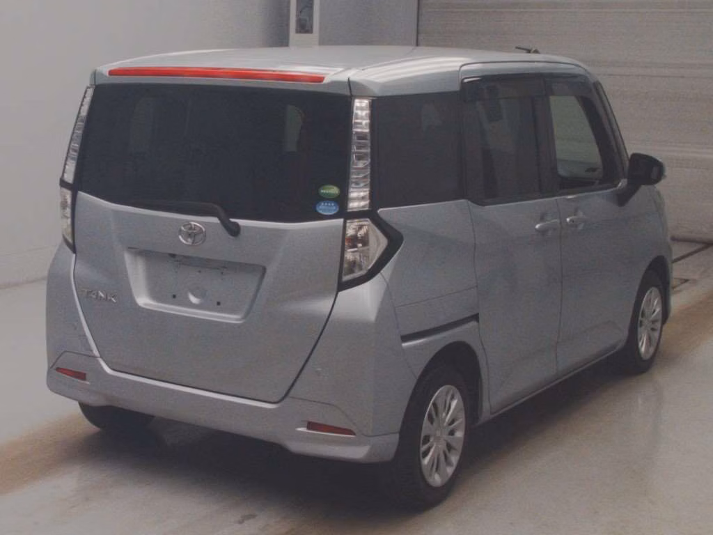 TOYOTA TANK
