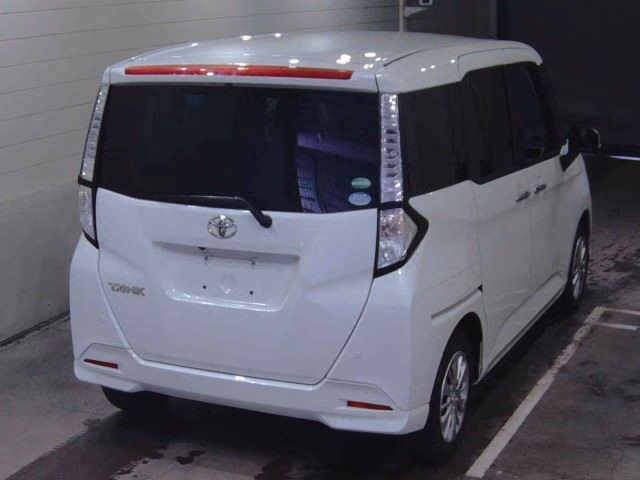TOYOTA TANK