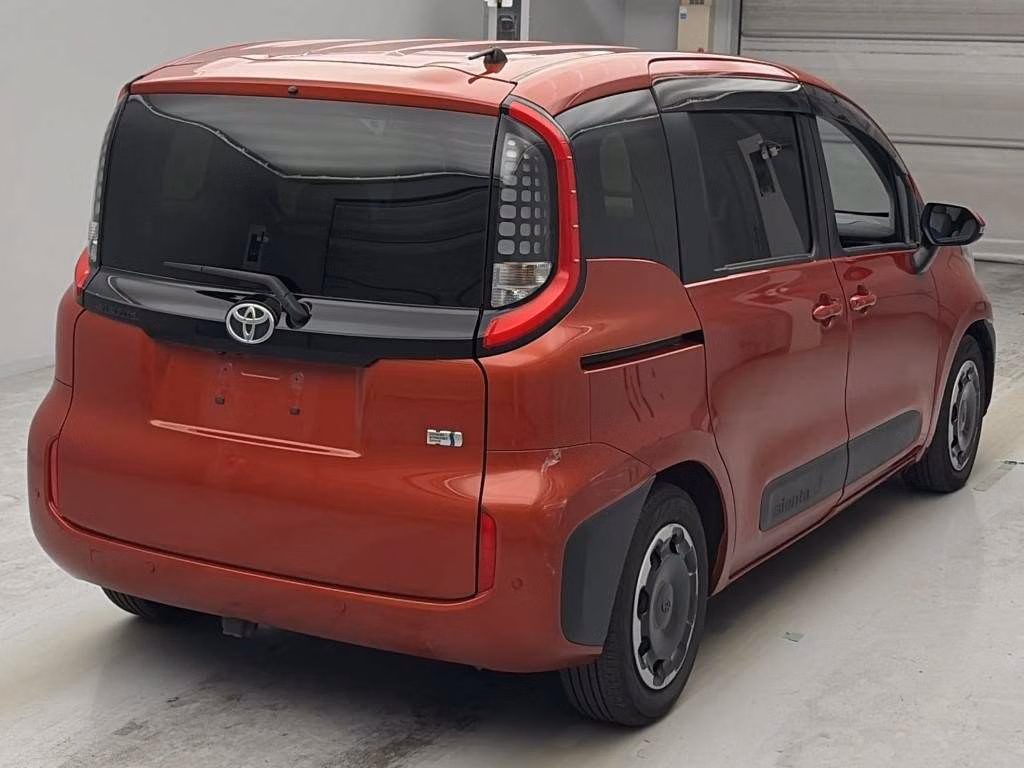 TOYOTA SIENTA