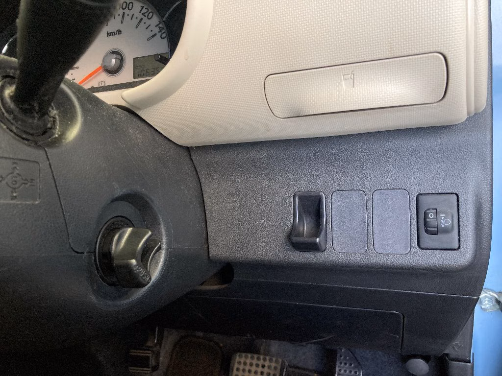 DAIHATSU MIRA COCOA