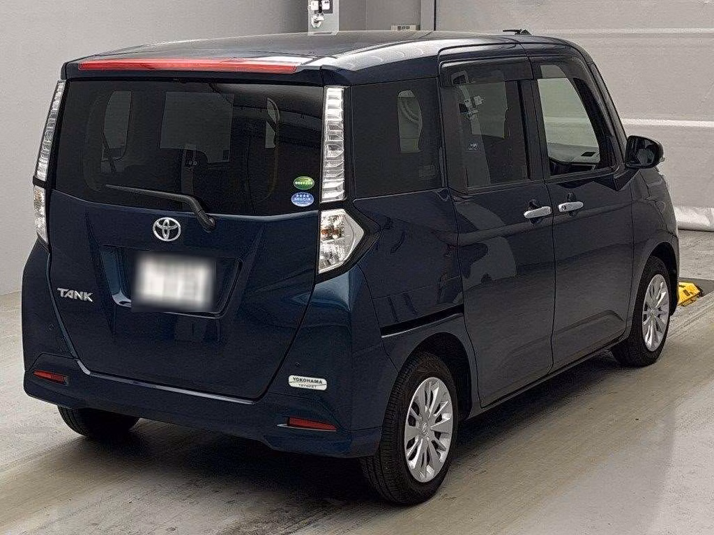 TOYOTA TANK