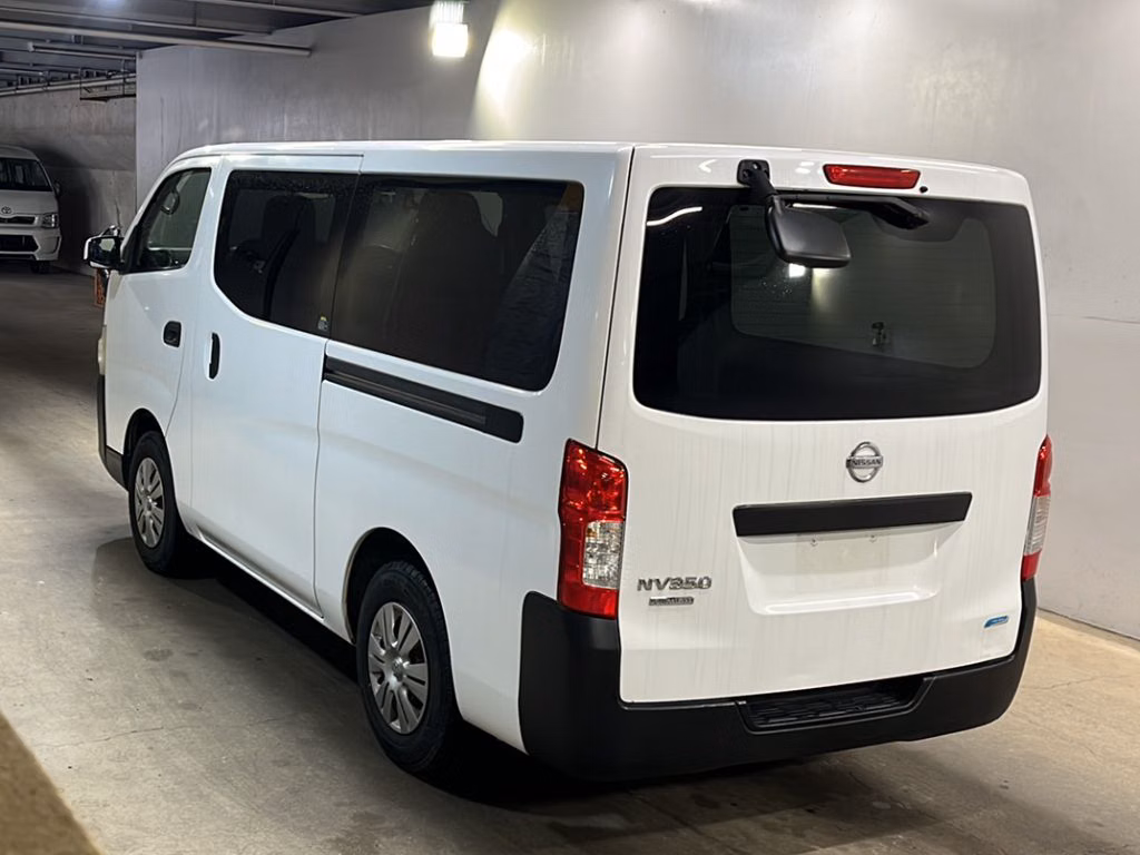 NISSAN NV350 CARAVAN