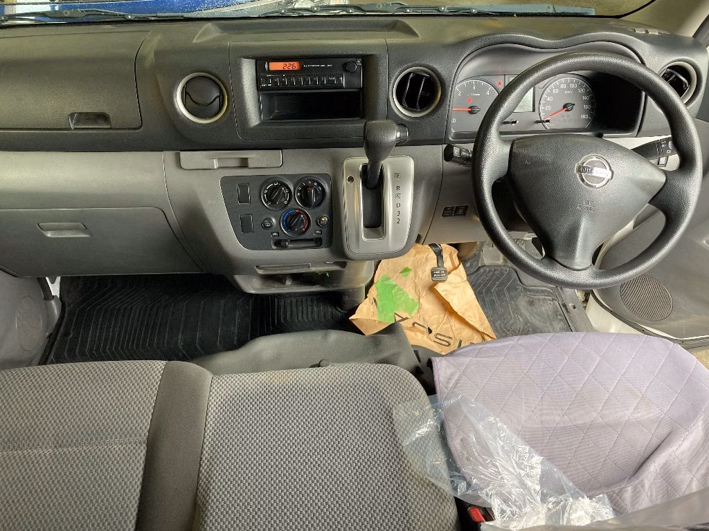 NISSAN NV350 CARAVAN