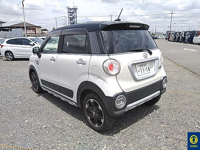 DAIHATSU CAST