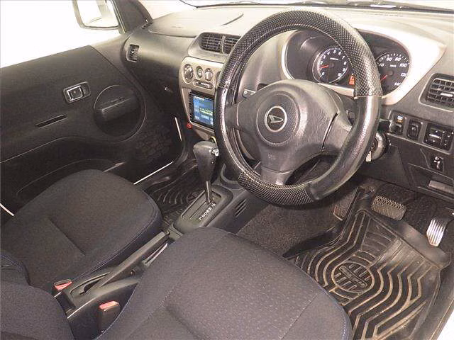 DAIHATSU TERIOS KID