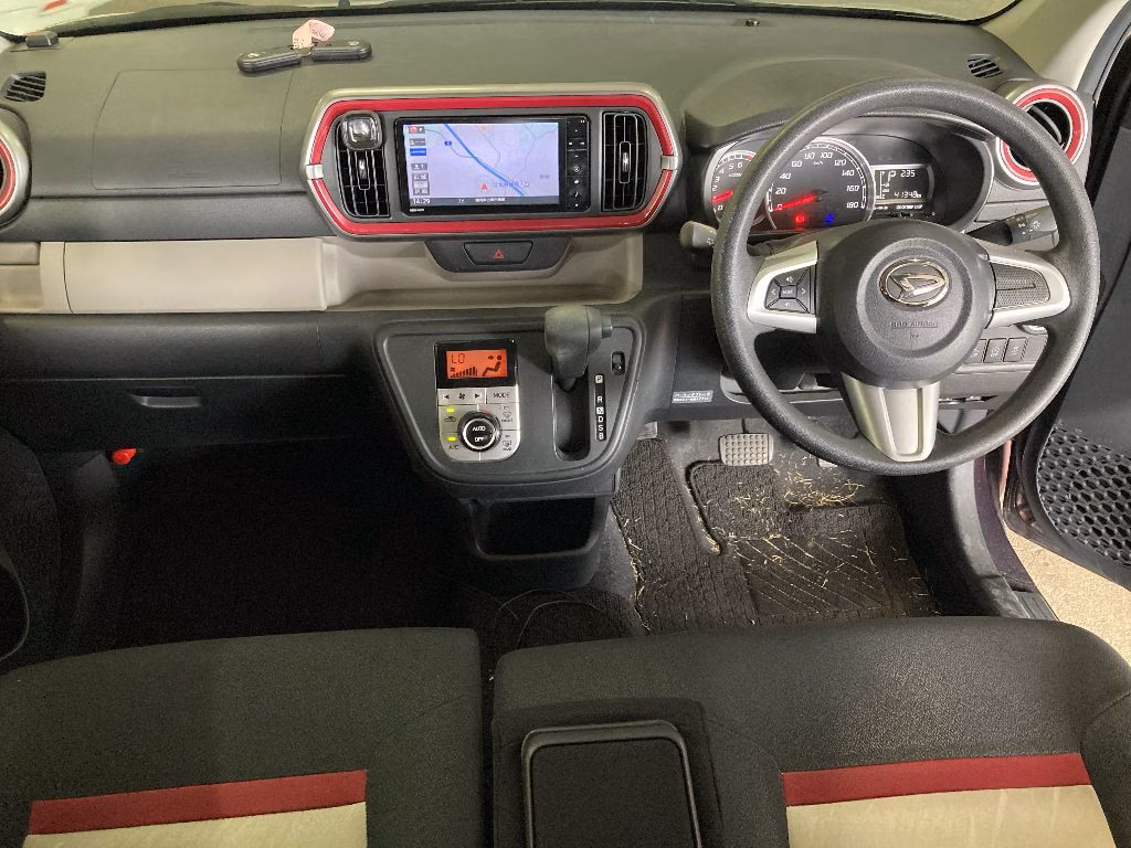 DAIHATSU BOON