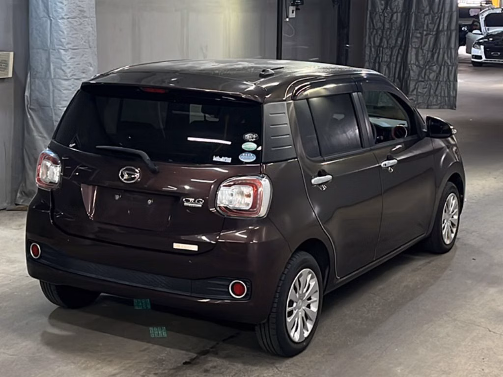 DAIHATSU BOON