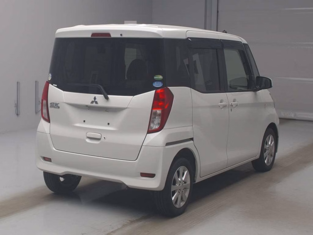 MITSUBISHI EK SPACE