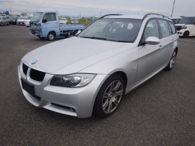 BMW 3-SERIES
