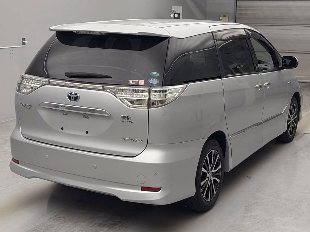 TOYOTA ESTIMA