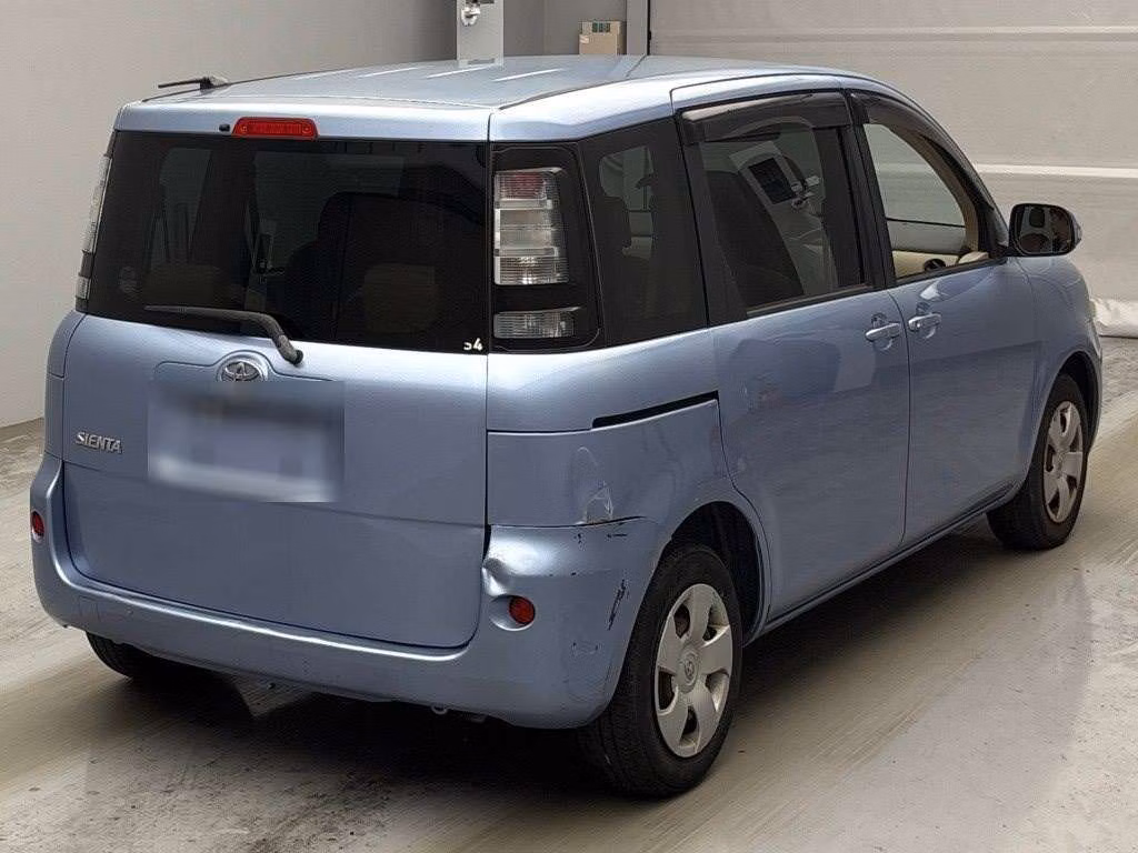 TOYOTA SIENTA