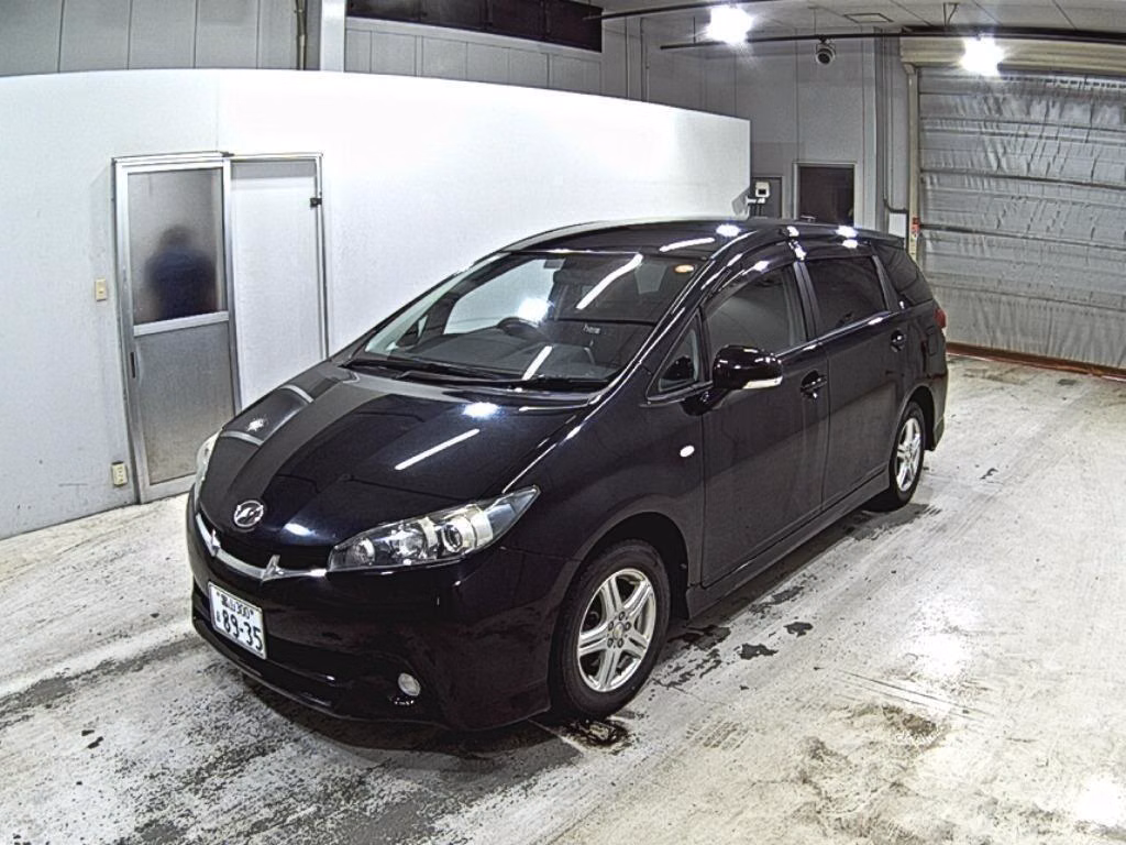 TOYOTA WISH