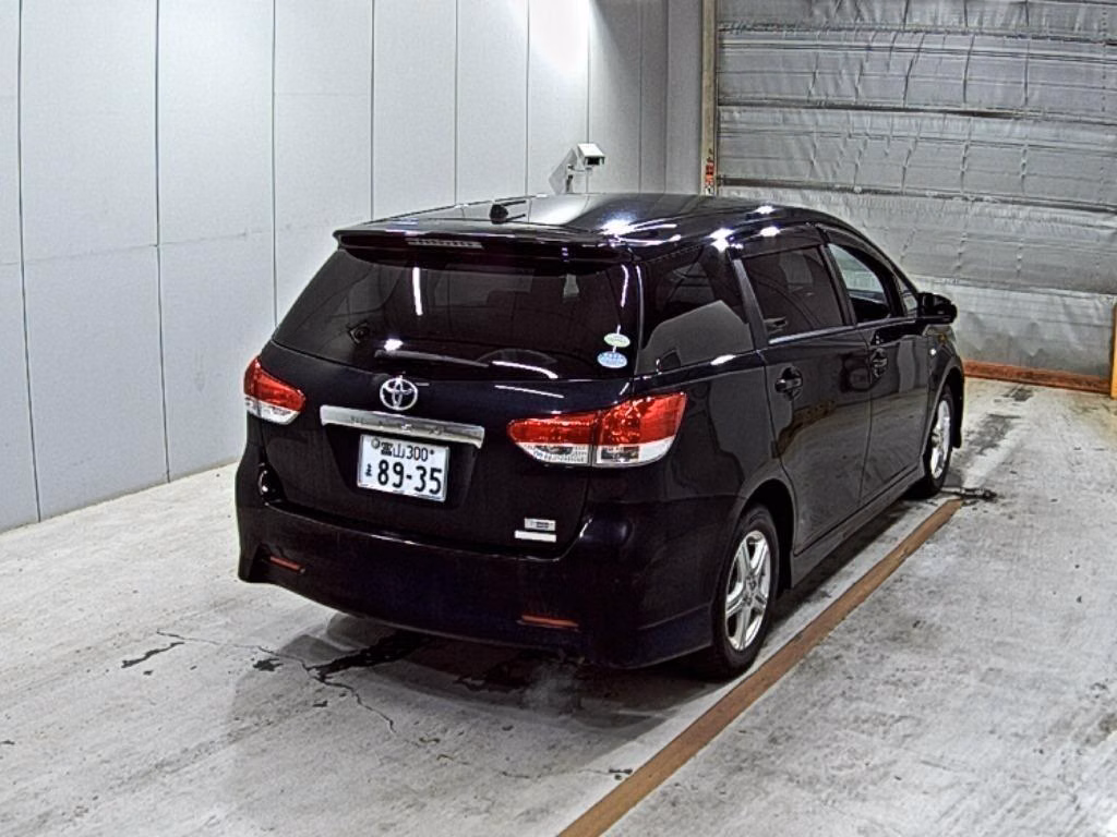 TOYOTA WISH