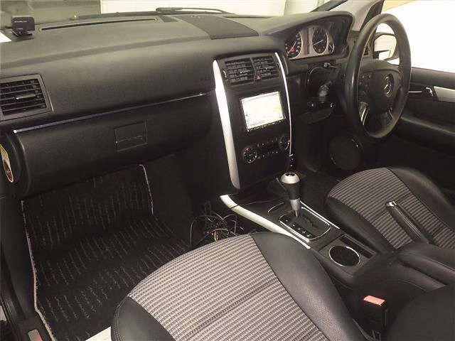 MERCEDES-BENZ B-CLASS