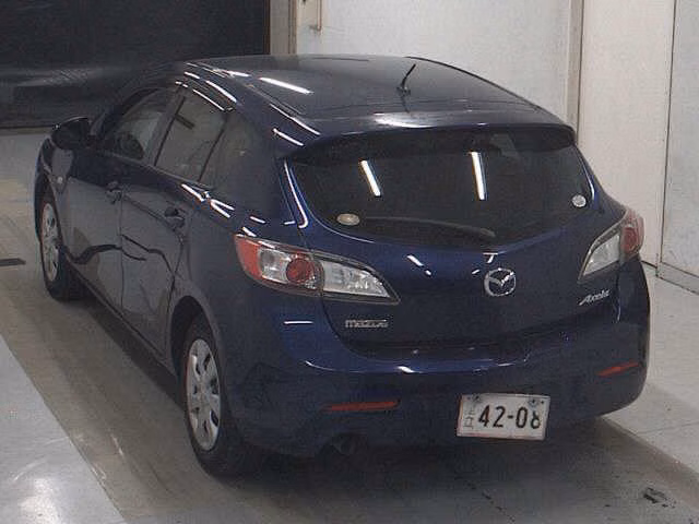 MAZDA AXELA
