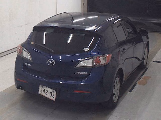 MAZDA AXELA