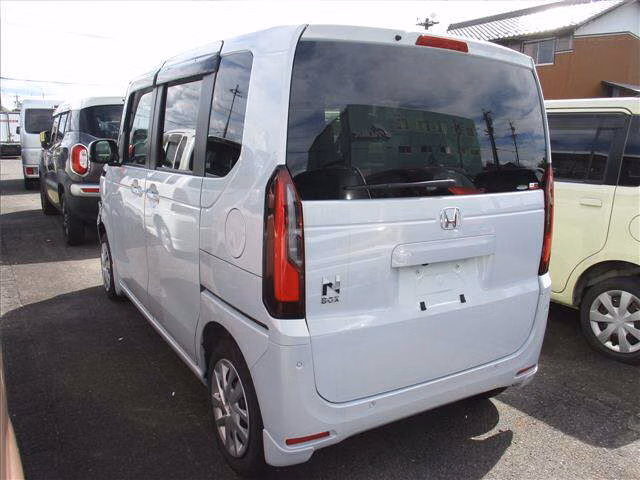 HONDA N-BOX