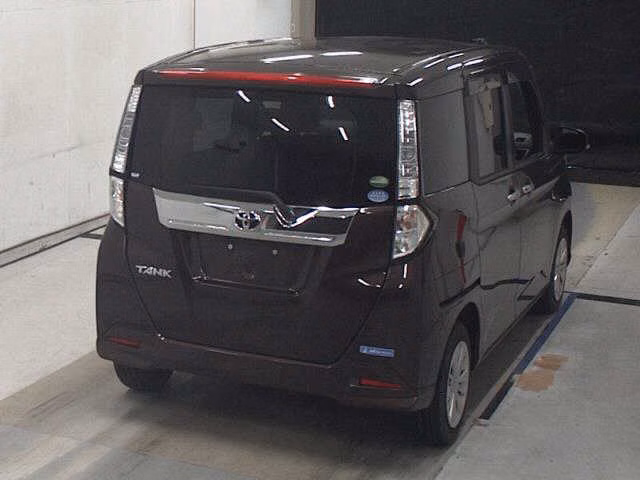 TOYOTA TANK