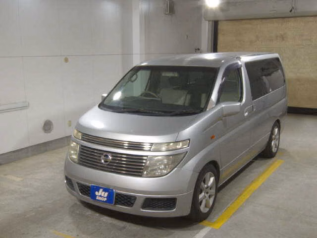 NISSAN ELGRAND