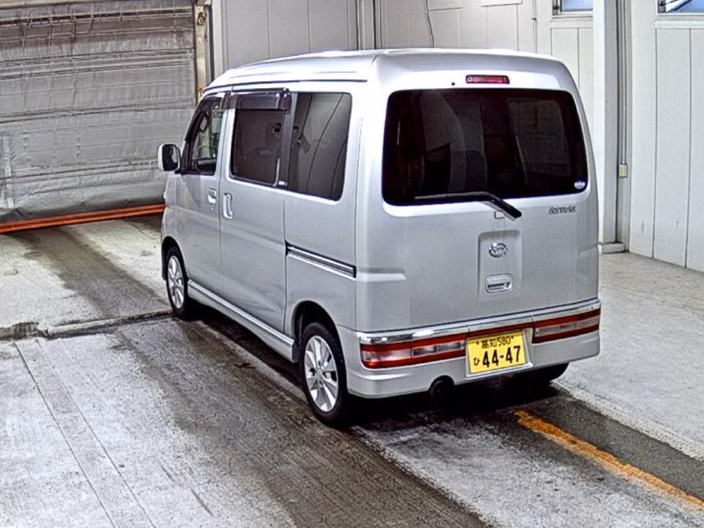 DAIHATSU ATRAI