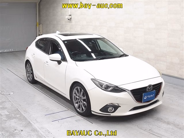 MAZDA AXELA