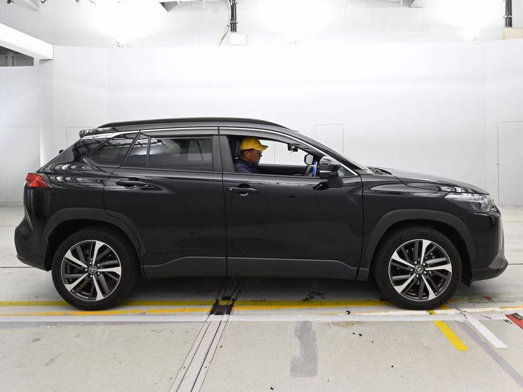 TOYOTA COROLLA CROSS