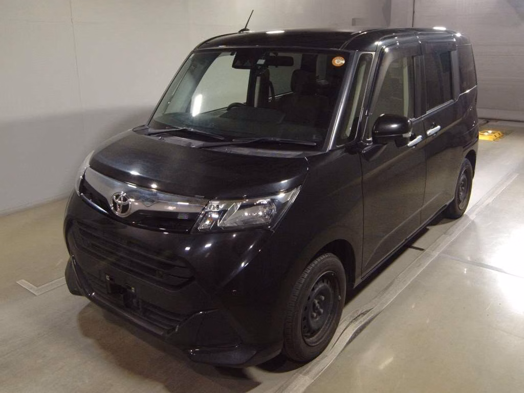 TOYOTA TANK