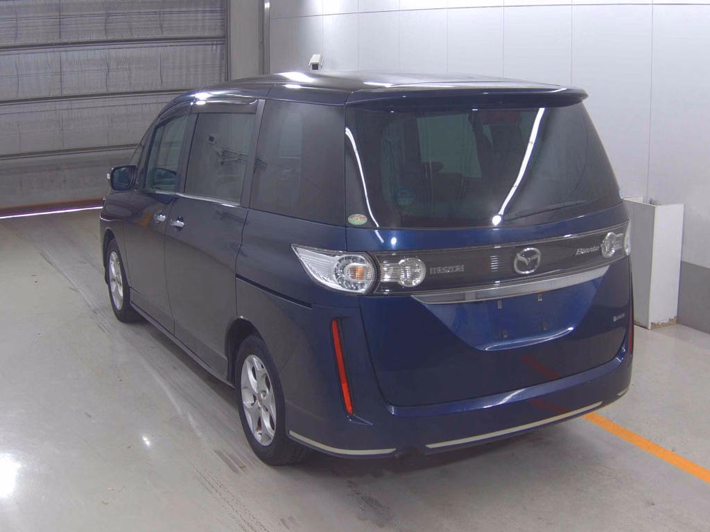 MAZDA BIANTE