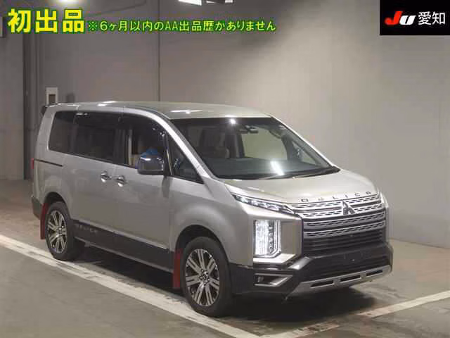 MITSUBISHI DELICA D:5
