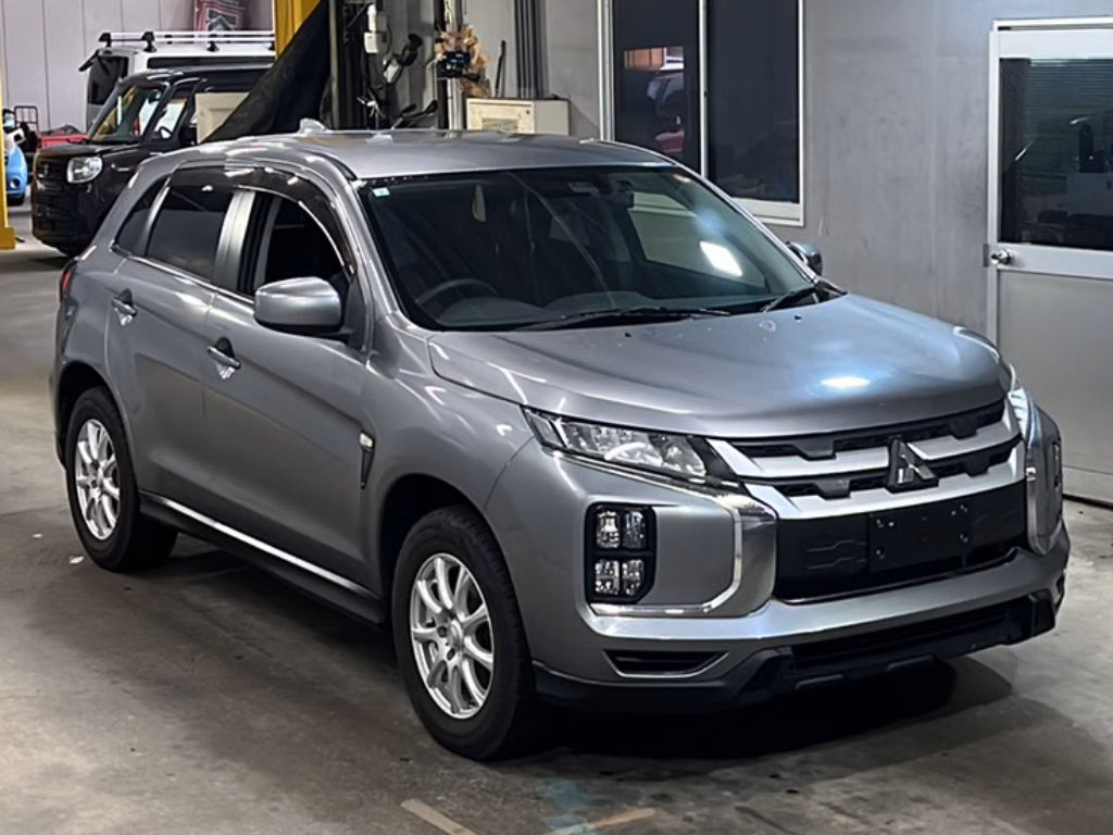 MITSUBISHI RVR