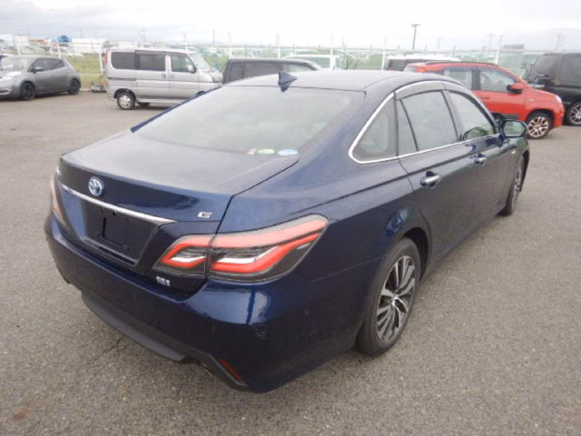 TOYOTA CROWN