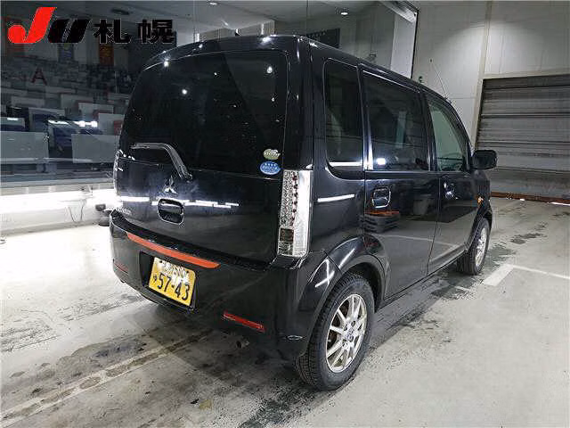 MITSUBISHI EK WAGON