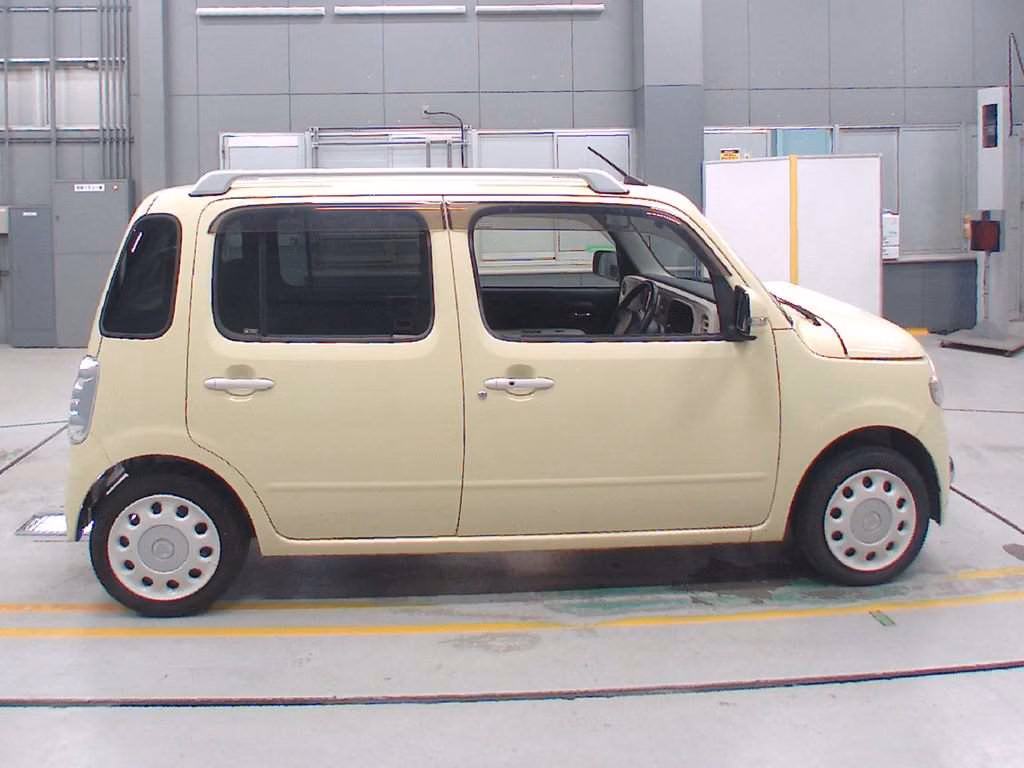 DAIHATSU MIRA COCOA