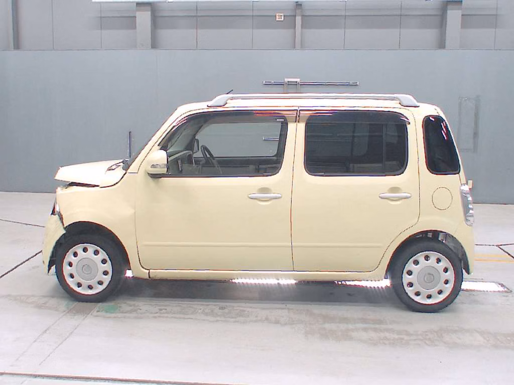DAIHATSU MIRA COCOA