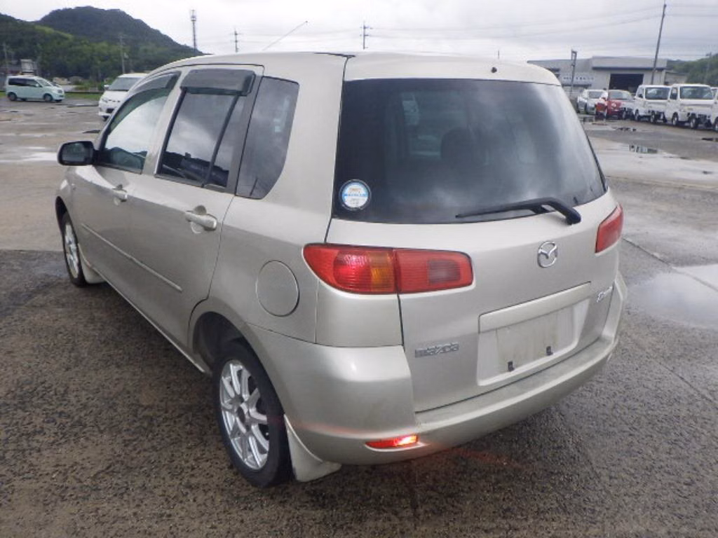 MAZDA DEMIO